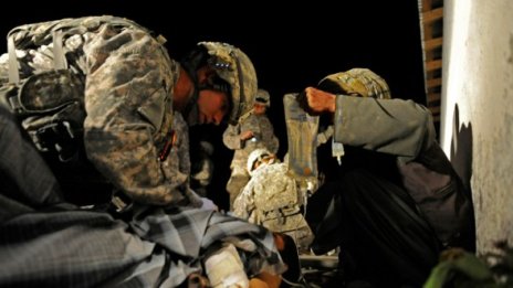 Трима войници от НАТО загинаха при две атаки в Афганистан