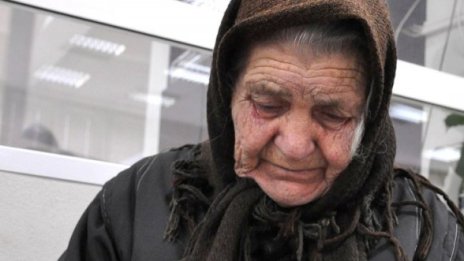 Топим се бързо. 76 105 са новородените през 2010