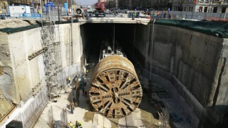 Затварят за 24 часа платното към "Люлин" на Лъвов мост
