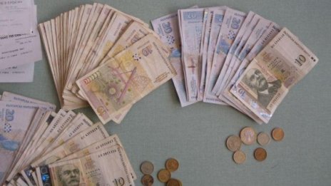 Внук ограби прабаба си в кърджалийско село