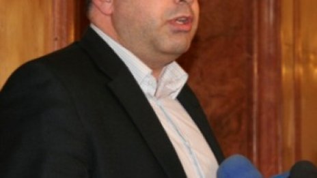 БСП няма да дочака Борисов да си каже за президент