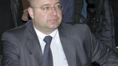 ГЕРБ да се откаже да хитрува с конституцията, зове ДПС