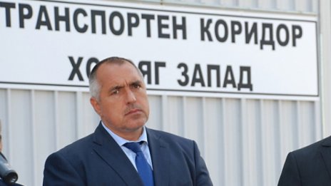 Само ме спрягат за президент. Вече ми омръзна!