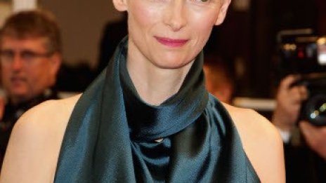 Тилда Сунтън: Киното изкривява представата за раждането и майчинството