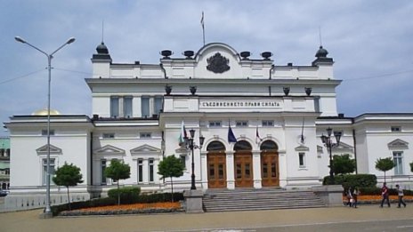 Чужденците ще работят със "синя карта" в BG
