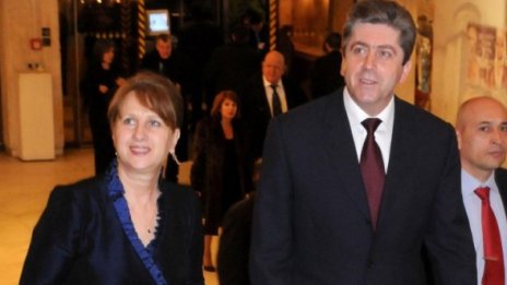 Зорка и Георги Първанови приели 4000 гости