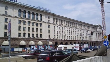Идването на власт на ГЕРБ – "безкрайно" закъсняло