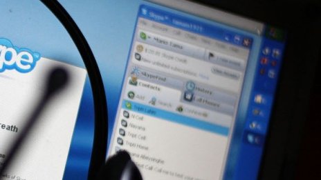 Skype инсталира софтуер, без обаче да иска разрешение