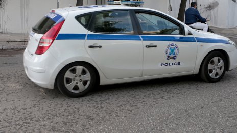 Българи са задържани в Гърция за трафик, отвличане, трудова и сексуална експлоатация