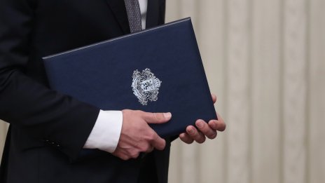 Утре Гюров отива на &ldquo;Дондуков&rdquo; 2, представя кабинета на Йотова