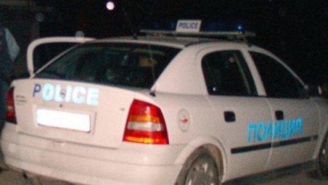 Мъж пробва да отведе децата си в Гърция