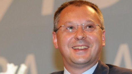Борисов вдигал пенсии и заплати под напора на БСП