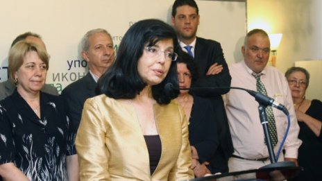 Кунева мисли 10 години напред