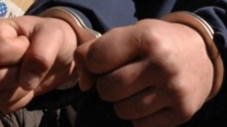 Подкупните катаджии остават в ареста