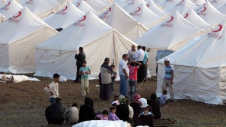 9000 сирийски бежанци са пристигнали в Турция