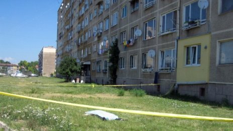Мъж намушка родителите си и се самоуби
