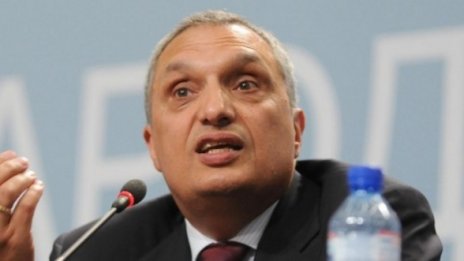 Командира готов, подкрепя вот срещу Цветанов