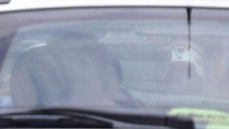 Баба се върза, даде 2500 лева за "операция" на внук