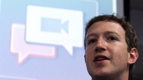Facebook забрани реклама на Google+
