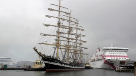 Кораби ще складират енергията на морските вълни