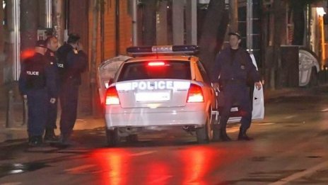 Пияни чужденци починаха след падания от 4-тия етаж