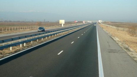 Пътните настилки в страната са сухи