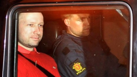 Брайвик е действал сам, сочат доказателствата до момента
