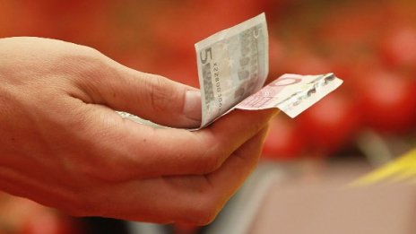 Крадец задигна 800 евро от украинско семейство