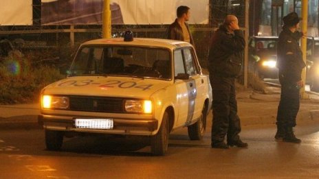 Маскирани и въоръжени обраха бензиностанция в Стара Загора