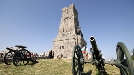 Цецка Цачева: На Шипка децата научиха урок по родолюбие