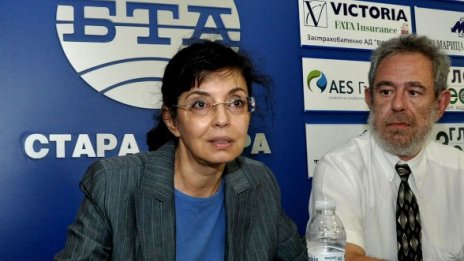 Кунева: Младите имат нужда от гаранции за бъдеще