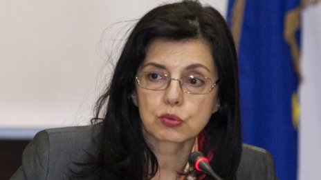 Договорки "под масата" бавят кандидата на ГЕРБ