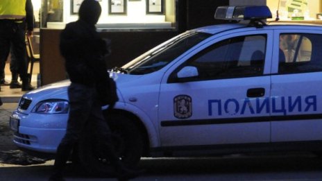 Закопчаха двама, опитали да оберат златарско ателие