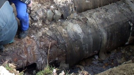 Авария остави без топла вода центъра на София