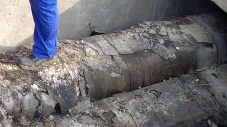 Спират топлата вода в центъра на София