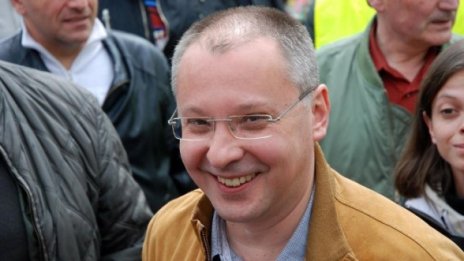 Взривоопасно е, а ГЕРБ са безпомощни, отсече Станишев 