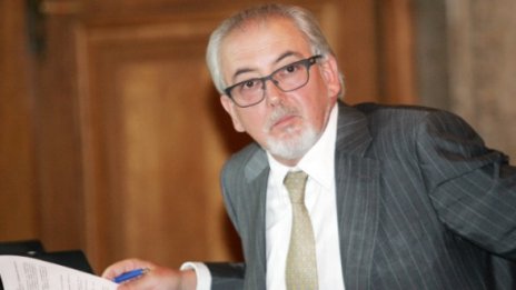 ДПС не е разпъвало чадър над Кирил Рашков 