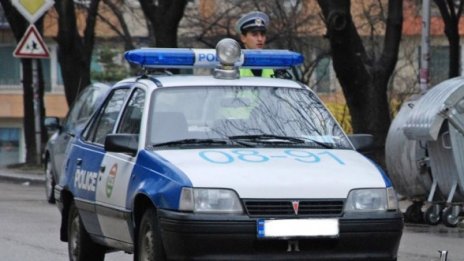 Задигнаха хиляди във валута от апартамент в Добрич