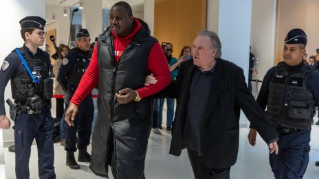 Прокурорите поискаха 18-месечна условна присъда за Жерар Депардийо
