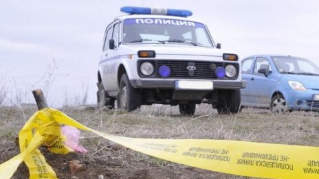 10 души разровиха село, задигнаха 150 м телефонен кабел