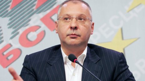 Кой ще го слуша Борисов в Европа, възмути се Станишев