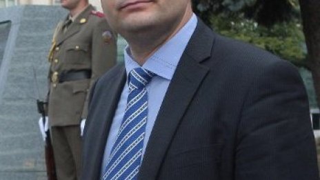 Кой даде химикалката в ръцете на ЦИК?