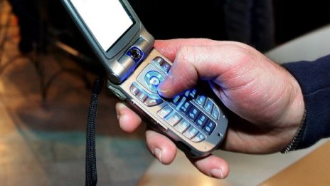 Кола чете и праща SMS-и 