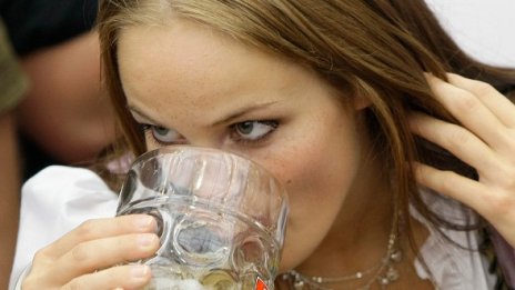 Не ядат, но смучат яко: Пиянорексия!