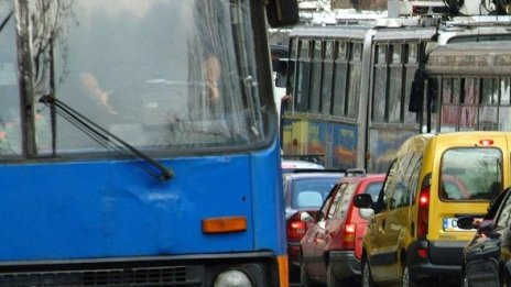 Започна отопляването на превозните средства от столичния градски транспорт