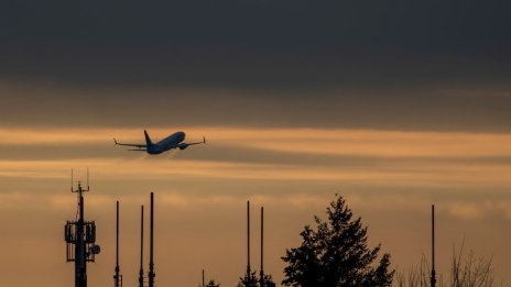 Ден след трагедията с Ан-24: Руски самолет се разхерметизира след излитане 