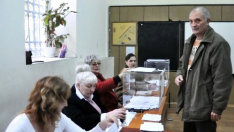 Бюлетини за Разград се появиха ненадейно в Сливен
