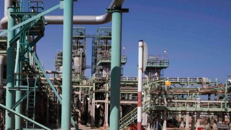 Цената на петрола се стабилизира над $95 за барел