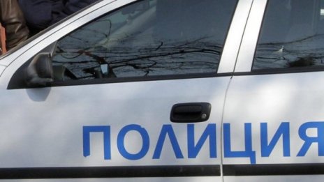 Ползват 2-годишно в контрабанда на цигари 