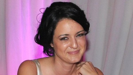 И уморена Калина напусна Волен. Става независима 